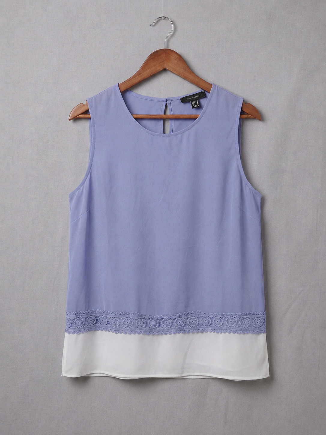 Blusa Lavanda com Renda