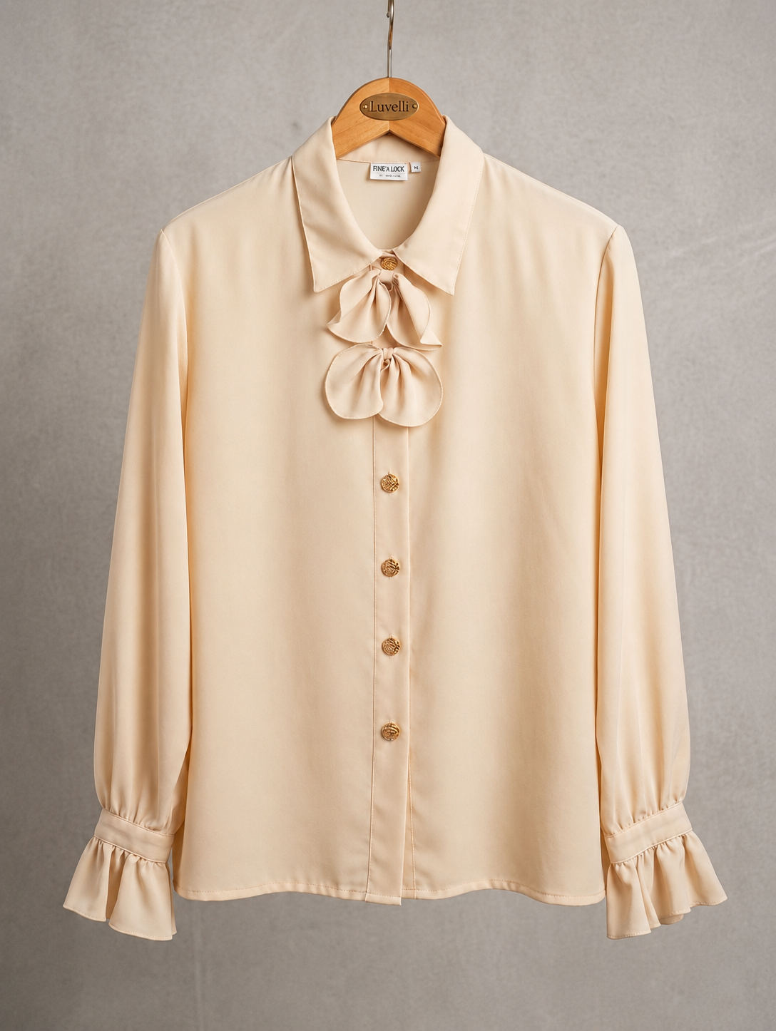 Blusa Creme com Laços e Folhos